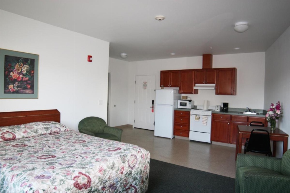 Ponderosa Motel Image 22
